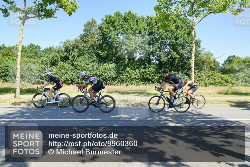 09.08.2026 - GEWOBA Citytriathlon Bremen Michael Burmester http://msf.ph/oto/9960360 09.08.2026 12:45:03 Radfahren 556, 607, 610, 631, 666, 676, 690, 729, 813, 831, 842, 843, 853, 862, 941, 985, 1117 meine-sportfotos.de