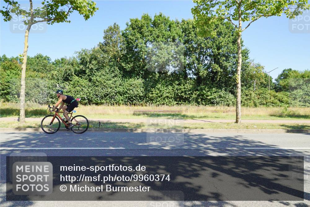 09.08.2026 - GEWOBA Citytriathlon Bremen Michael Burmester http://msf.ph/oto/9960374 09.08.2026 12:45:18 Radfahren 549, 556, 597, 610, 631, 676, 690, 738, 862, 878, 997, 1001, 1128, 1157 meine-sportfotos.de