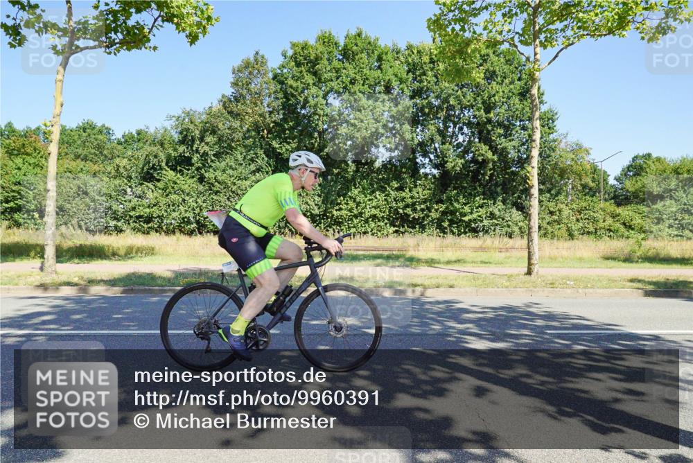 09.08.2026 - GEWOBA Citytriathlon Bremen Michael Burmester http://msf.ph/oto/9960391 09.08.2026 12:45:46 Radfahren 630, 632, 691, 723, 791, 830, 856, 881, 908, 922, 927, 962, 1007, 1011 meine-sportfotos.de
