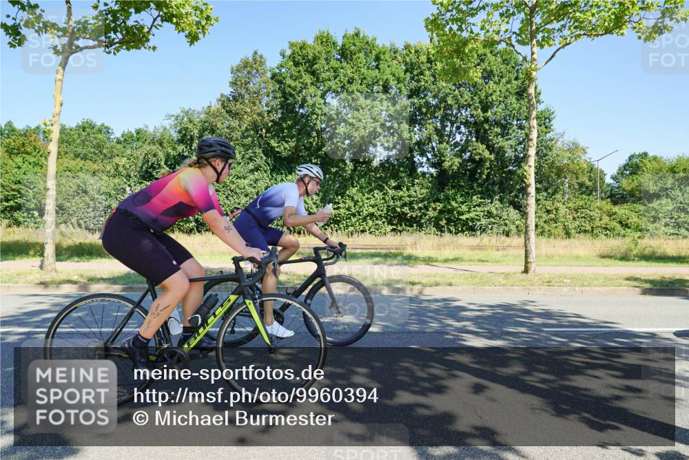 09.08.2026 - GEWOBA Citytriathlon Bremen Michael Burmester http://msf.ph/oto/9960394 09.08.2026 12:45:49 Radfahren 630, 632, 691, 723, 791, 830, 856, 881, 908, 922, 927, 962, 1007, 1011 meine-sportfotos.de