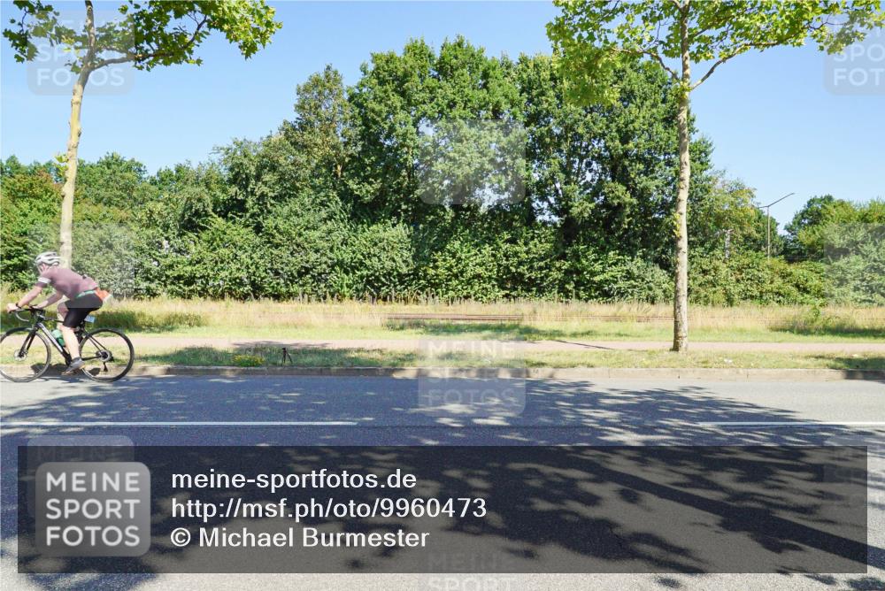 09.08.2026 - GEWOBA Citytriathlon Bremen Michael Burmester http://msf.ph/oto/9960473 09.08.2026 12:47:55 Radfahren 618, 719, 735, 811, 883, 904, 1103, 1116 meine-sportfotos.de