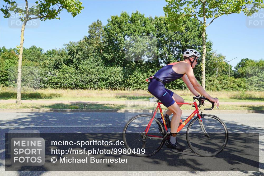 09.08.2026 - GEWOBA Citytriathlon Bremen Michael Burmester http://msf.ph/oto/9960489 09.08.2026 12:48:22 Radfahren 547, 605, 677, 822, 955 meine-sportfotos.de