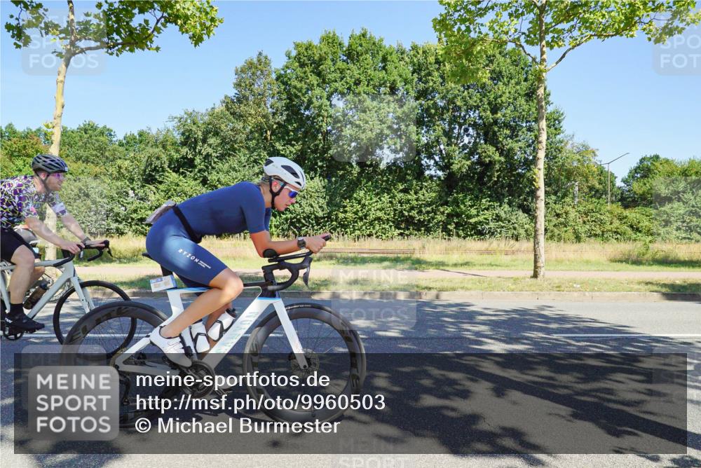 09.08.2026 - GEWOBA Citytriathlon Bremen Michael Burmester http://msf.ph/oto/9960503 09.08.2026 12:48:42 Radfahren 544, 561, 613, 645, 685, 769, 795, 822, 824, 882, 959 meine-sportfotos.de