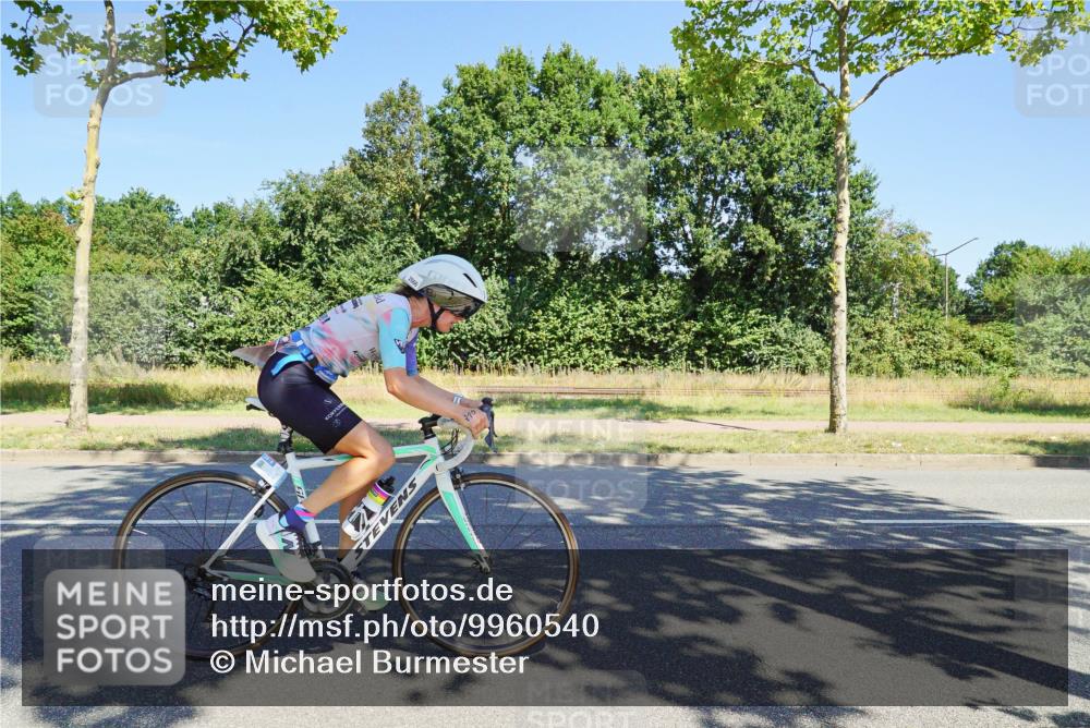 09.08.2026 - GEWOBA Citytriathlon Bremen Michael Burmester http://msf.ph/oto/9960540 09.08.2026 12:49:34 Radfahren 569, 583, 680, 710, 803, 924, 963, 983, 1160 meine-sportfotos.de
