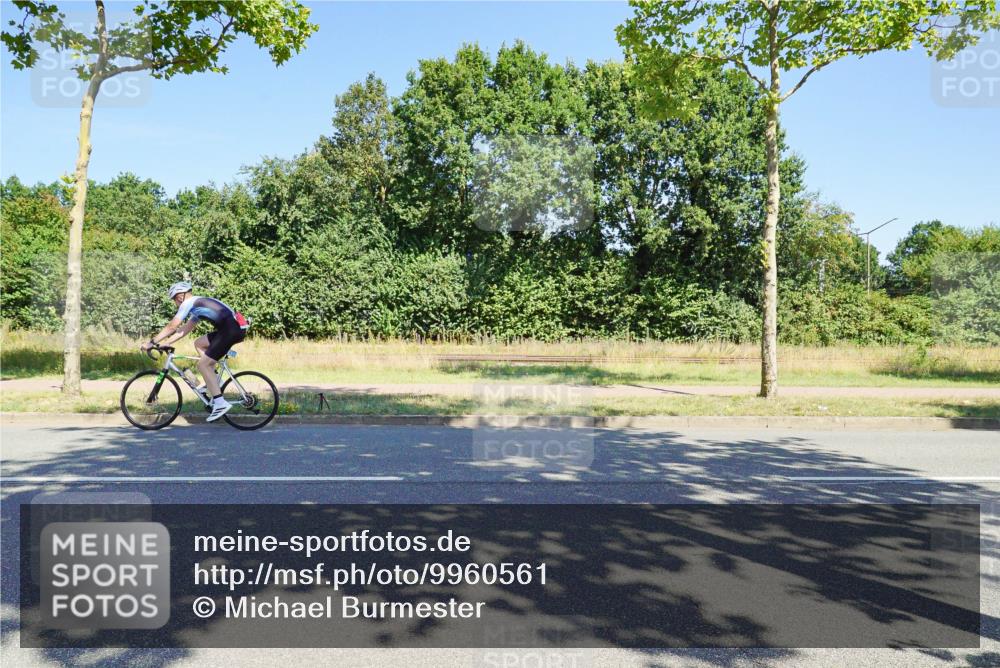 09.08.2026 - GEWOBA Citytriathlon Bremen Michael Burmester http://msf.ph/oto/9960561 09.08.2026 12:50:04 Radfahren 557, 590, 686, 773, 777, 784, 875, 946, 967, 1008 meine-sportfotos.de