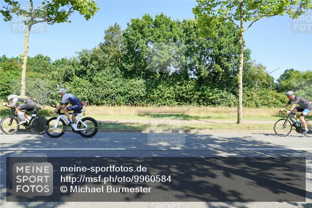 09.08.2026 - GEWOBA Citytriathlon Bremen Michael Burmester http://msf.ph/oto/9960584 09.08.2026 12:50:48 Radfahren 594, 624, 648, 730, 794, 799, 879, 932, 993, 1016, 1137, 1139 meine-sportfotos.de