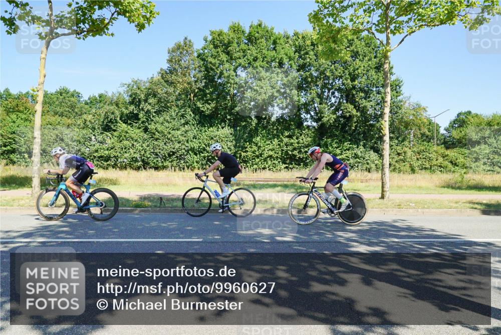 09.08.2026 - GEWOBA Citytriathlon Bremen Michael Burmester http://msf.ph/oto/9960627 09.08.2026 12:51:52 Radfahren 545, 582, 615, 668, 867, 877, 909, 914, 1013, 1143 meine-sportfotos.de