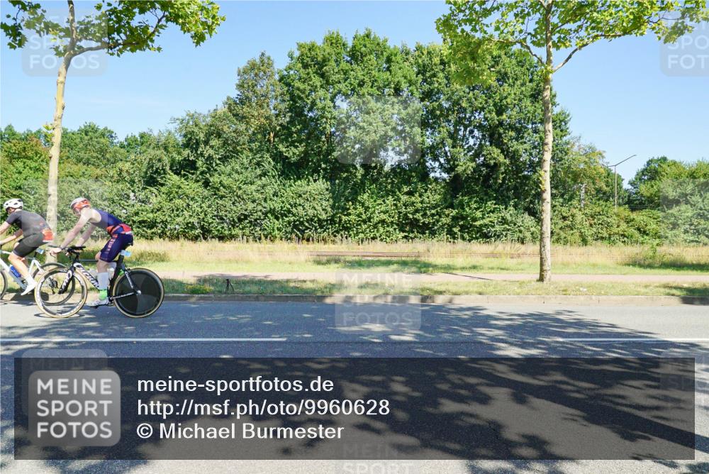 09.08.2026 - GEWOBA Citytriathlon Bremen Michael Burmester http://msf.ph/oto/9960628 09.08.2026 12:51:53 Radfahren 545, 582, 615, 668, 867, 877, 990, 1013, 1143 meine-sportfotos.de
