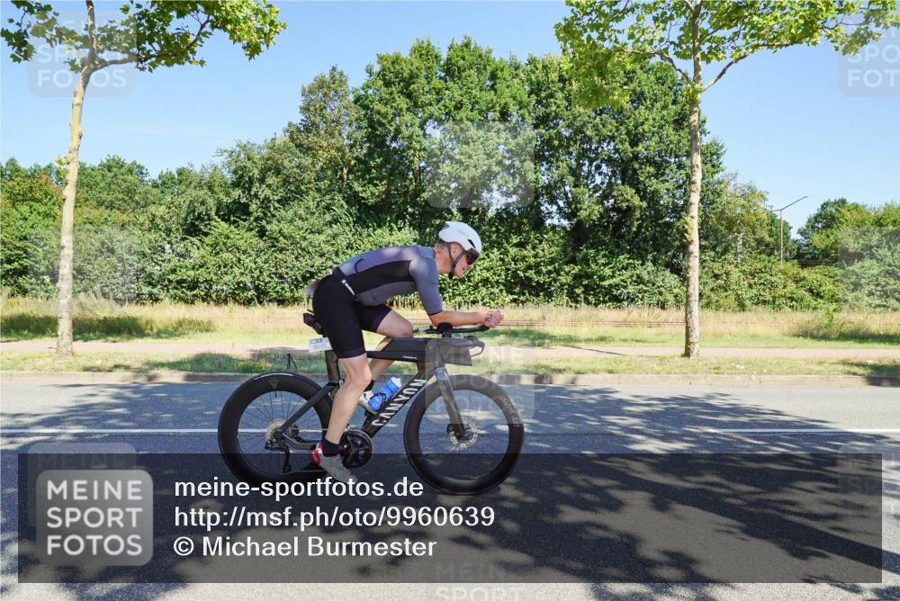 09.08.2026 - GEWOBA Citytriathlon Bremen Michael Burmester http://msf.ph/oto/9960639 09.08.2026 12:52:13 Radfahren 679, 682, 717, 750, 820, 826, 979, 990, 1130 meine-sportfotos.de