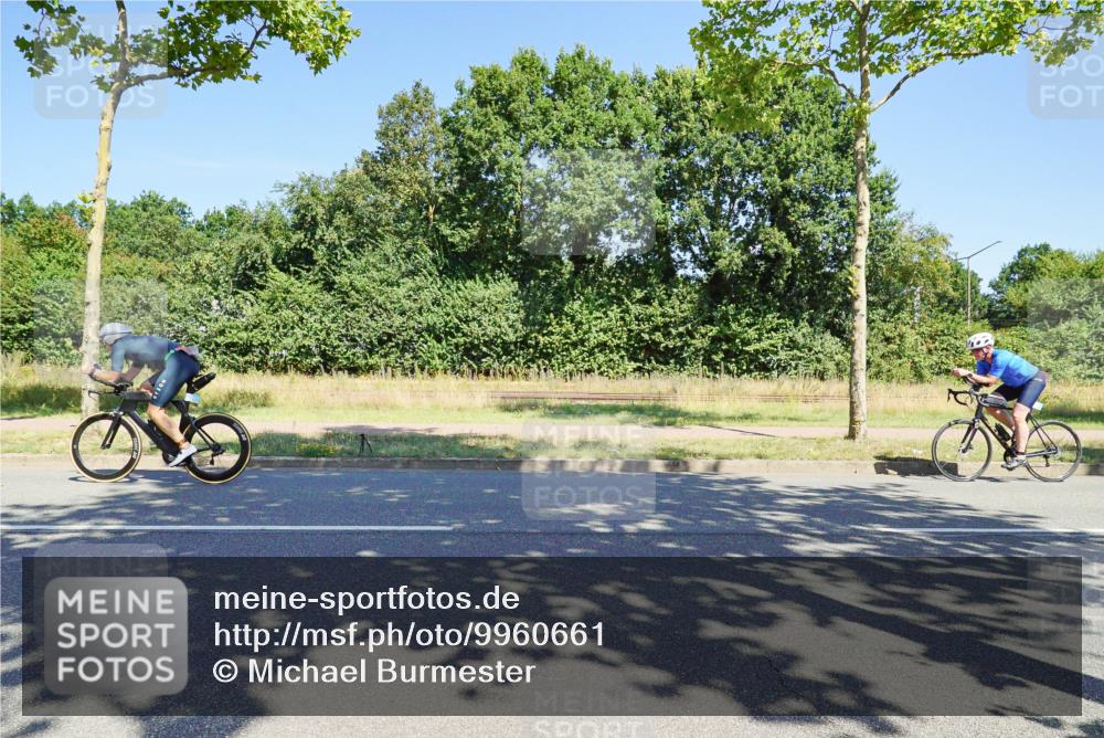 09.08.2026 - GEWOBA Citytriathlon Bremen Michael Burmester http://msf.ph/oto/9960661 09.08.2026 12:52:49 Radfahren 598, 611, 655, 726, 739, 807, 1009 meine-sportfotos.de
