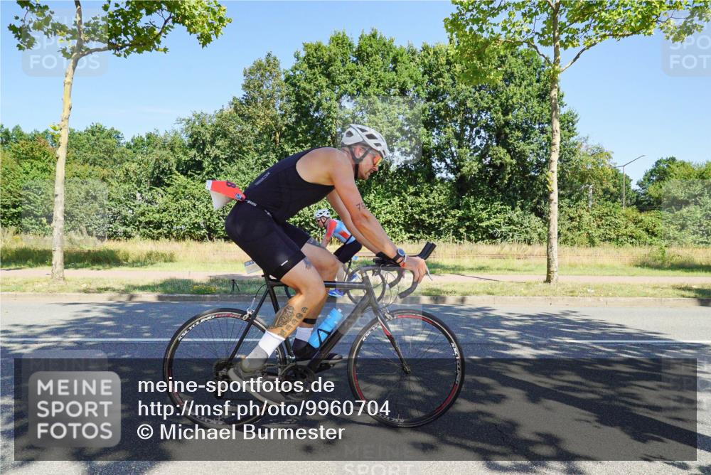 09.08.2026 - GEWOBA Citytriathlon Bremen Michael Burmester http://msf.ph/oto/9960704 09.08.2026 12:54:00 Radfahren 552, 572, 678, 728, 758, 804, 846, 869, 901, 939, 981, 1101, 1119, 1124, 1138 meine-sportfotos.de