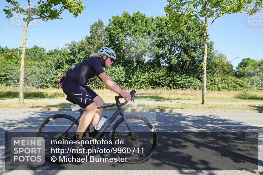 09.08.2026 - GEWOBA Citytriathlon Bremen Michael Burmester http://msf.ph/oto/9960711 09.08.2026 12:54:06 Radfahren 552, 566, 572, 678, 728, 758, 788, 790, 792, 804, 846, 861, 939, 981, 1101, 1119, 1124, 1138 meine-sportfotos.de