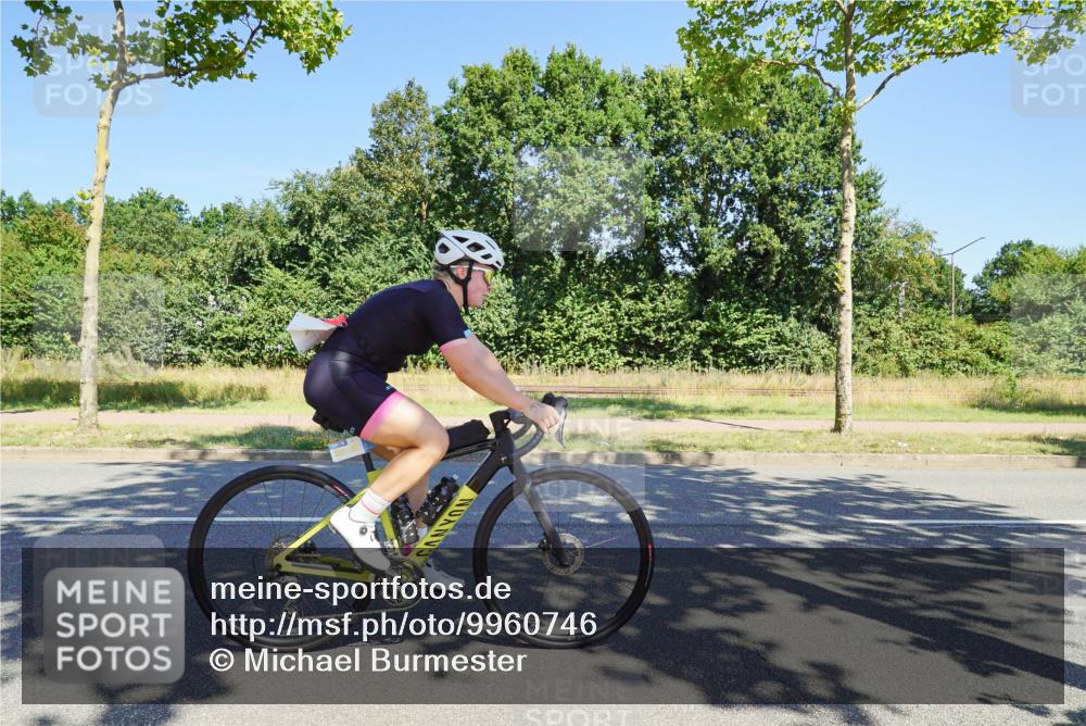 09.08.2026 - GEWOBA Citytriathlon Bremen Michael Burmester http://msf.ph/oto/9960746 09.08.2026 12:54:47 Radfahren 541, 596, 623, 695, 733, 744, 935, 1118, 1142 meine-sportfotos.de
