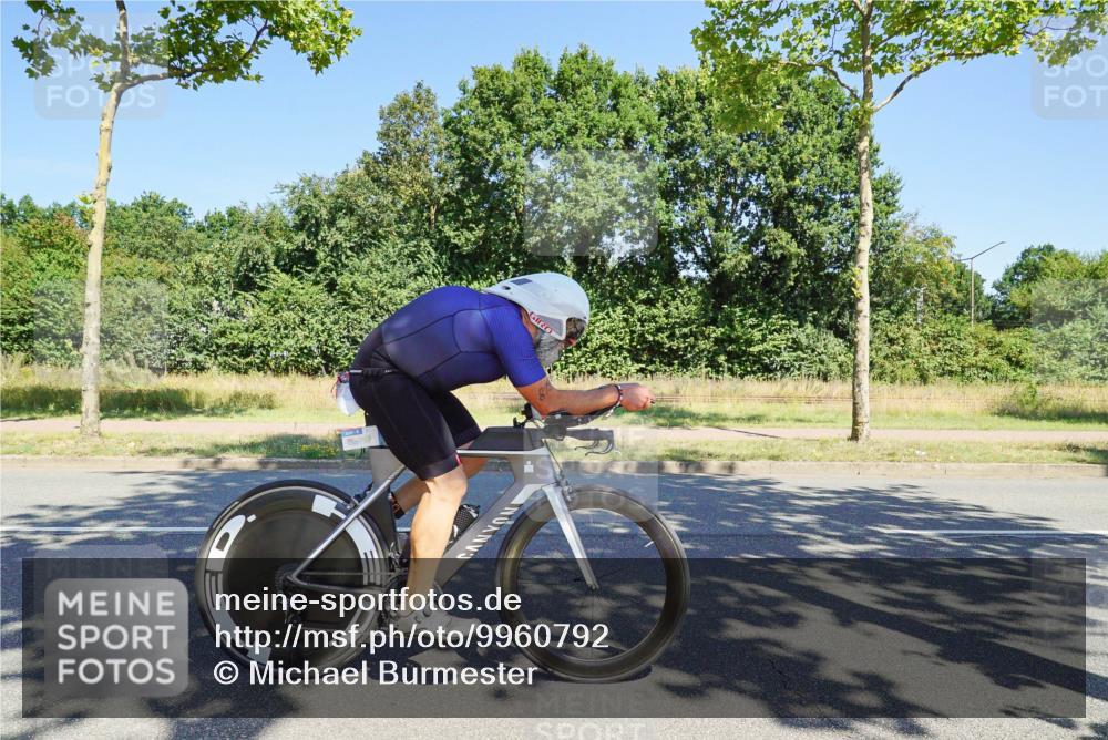 09.08.2026 - GEWOBA Citytriathlon Bremen Michael Burmester http://msf.ph/oto/9960792 09.08.2026 12:56:05 Radfahren 564, 612, 667, 763, 780, 810, 819, 897, 1005, 1126, 1156 meine-sportfotos.de