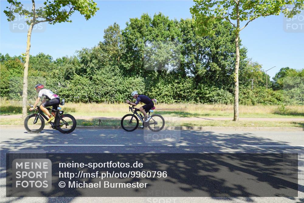 09.08.2026 - GEWOBA Citytriathlon Bremen Michael Burmester http://msf.ph/oto/9960796 09.08.2026 12:56:09 Radfahren 564, 612, 664, 667, 673, 763, 780, 810, 819, 897, 1005, 1126, 1156 meine-sportfotos.de