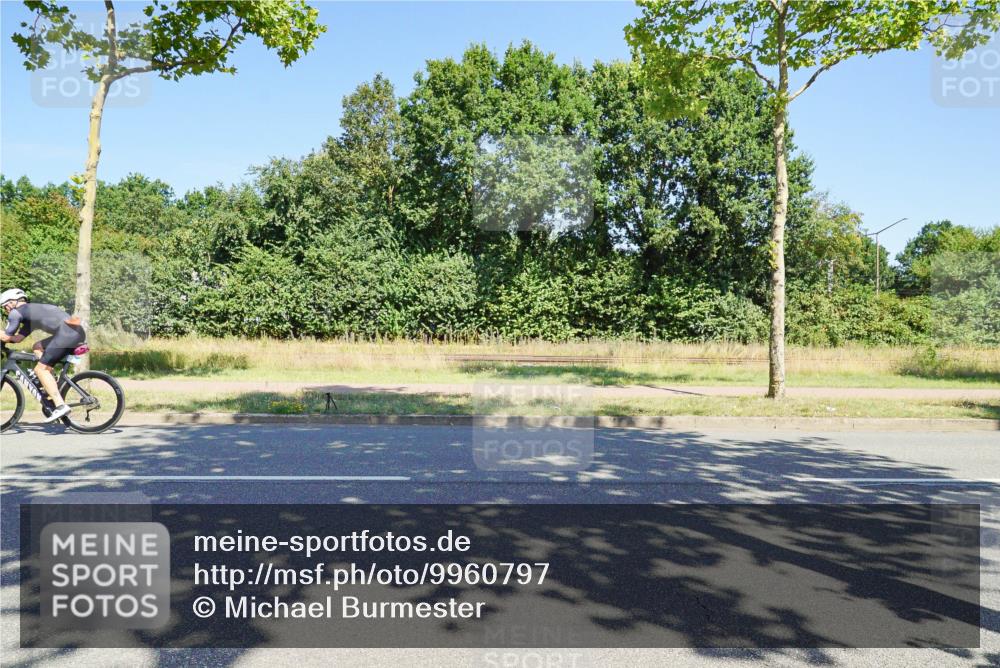 09.08.2026 - GEWOBA Citytriathlon Bremen Michael Burmester http://msf.ph/oto/9960797 09.08.2026 12:56:09 Radfahren 564, 612, 664, 667, 673, 763, 780, 810, 819, 897, 1005, 1126, 1156 meine-sportfotos.de