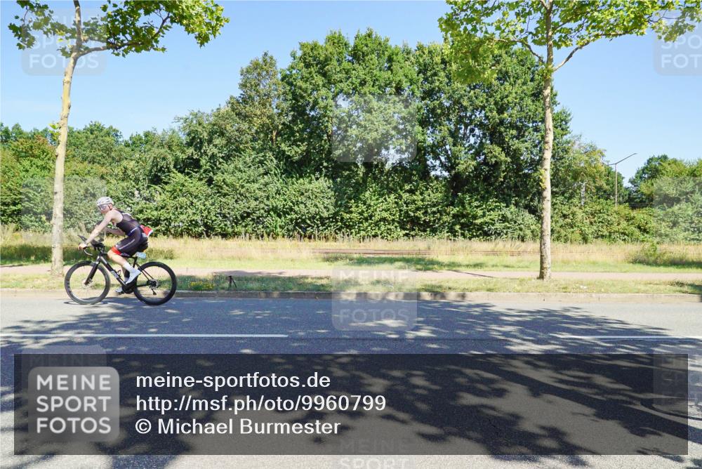 09.08.2026 - GEWOBA Citytriathlon Bremen Michael Burmester http://msf.ph/oto/9960799 09.08.2026 12:56:10 Radfahren 564, 612, 664, 667, 673, 763, 780, 810, 819, 897, 1005, 1126, 1156 meine-sportfotos.de