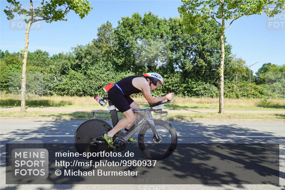 09.08.2026 - GEWOBA Citytriathlon Bremen Michael Burmester http://msf.ph/oto/9960937 09.08.2026 12:59:53 Radfahren 543, 771, 800, 817, 923, 942, 951, 956, 1159 meine-sportfotos.de