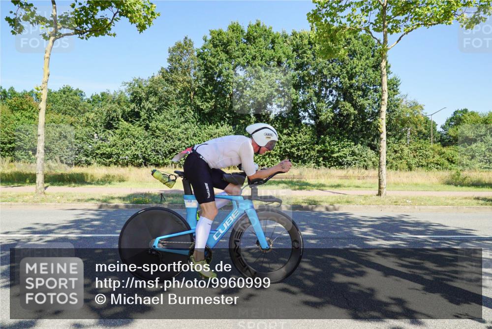 09.08.2026 - GEWOBA Citytriathlon Bremen Michael Burmester http://msf.ph/oto/9960999 09.08.2026 13:01:13 Radfahren 551, 558, 643, 644, 782, 785, 797, 801, 843, 854 meine-sportfotos.de