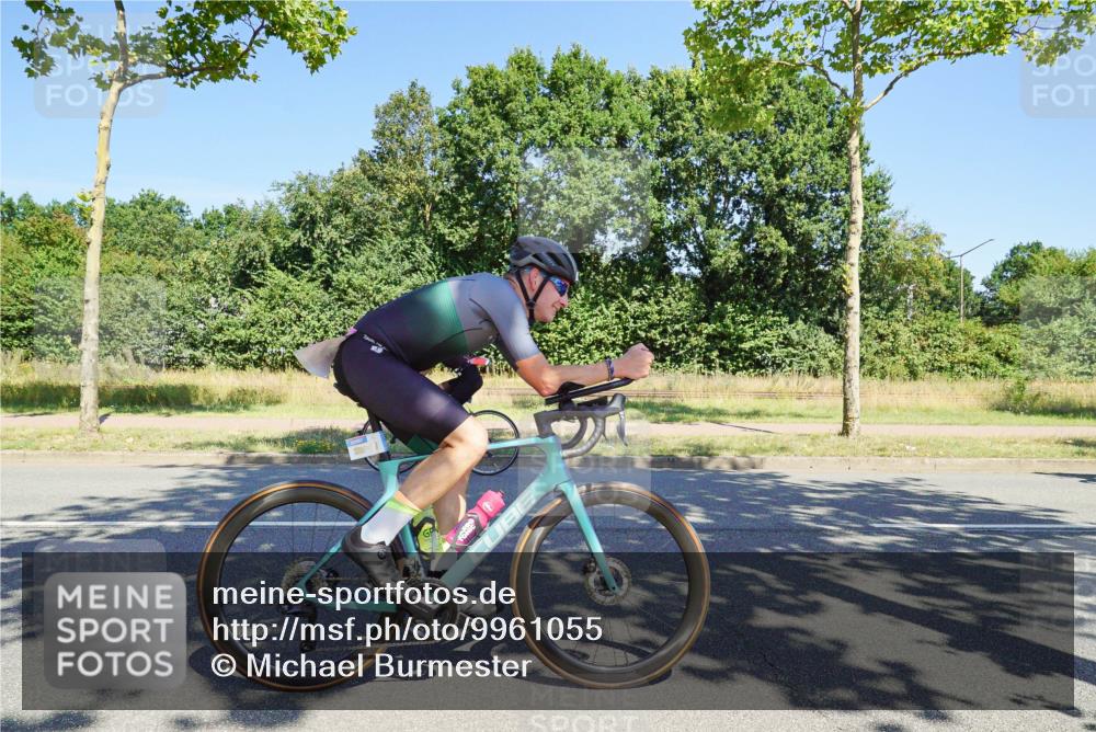 09.08.2026 - GEWOBA Citytriathlon Bremen Michael Burmester http://msf.ph/oto/9961055 09.08.2026 13:02:35 Radfahren 607, 614, 632, 691, 723, 791, 873, 966, 1007, 1011, 1020 meine-sportfotos.de