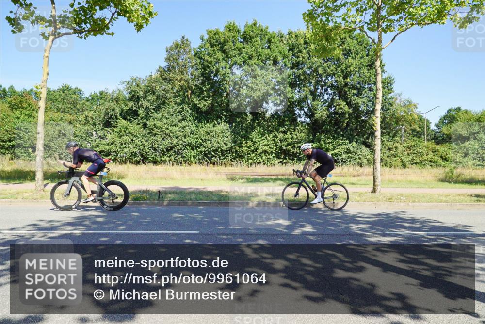 09.08.2026 - GEWOBA Citytriathlon Bremen Michael Burmester http://msf.ph/oto/9961064 09.08.2026 13:02:44 Radfahren 549, 607, 614, 654, 691, 873, 1007, 1020 meine-sportfotos.de