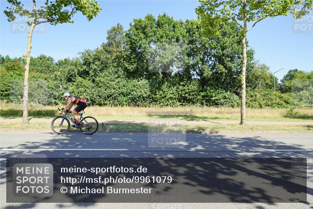 09.08.2026 - GEWOBA Citytriathlon Bremen Michael Burmester http://msf.ph/oto/9961079 09.08.2026 13:03:07 Radfahren 779, 898, 1102, 1105 meine-sportfotos.de