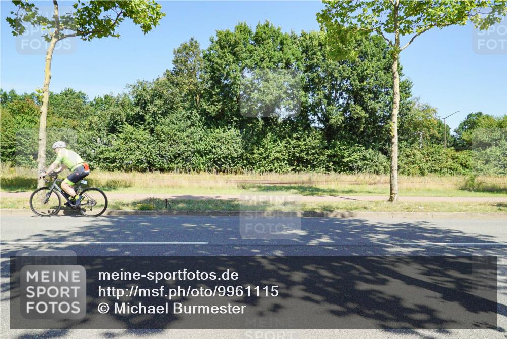 09.08.2026 - GEWOBA Citytriathlon Bremen Michael Burmester http://msf.ph/oto/9961115 09.08.2026 13:03:57 Radfahren 646, 698, 769, 828, 842, 891, 974, 996, 1108, 1157 meine-sportfotos.de