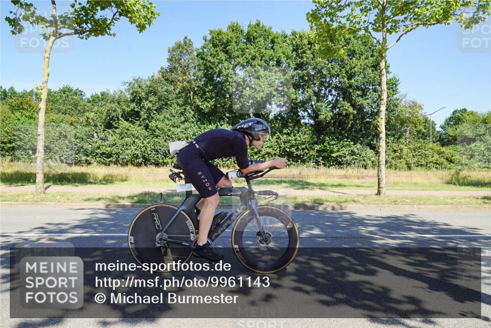 09.08.2026 - GEWOBA Citytriathlon Bremen Michael Burmester http://msf.ph/oto/9961143 09.08.2026 13:04:50 Radfahren 738, 747, 773, 777, 856, 908, 1160 meine-sportfotos.de