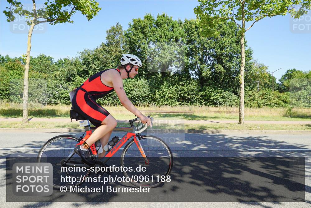 09.08.2026 - GEWOBA Citytriathlon Bremen Michael Burmester http://msf.ph/oto/9961188 09.08.2026 13:06:11 Radfahren 540, 547, 619, 765, 969 meine-sportfotos.de