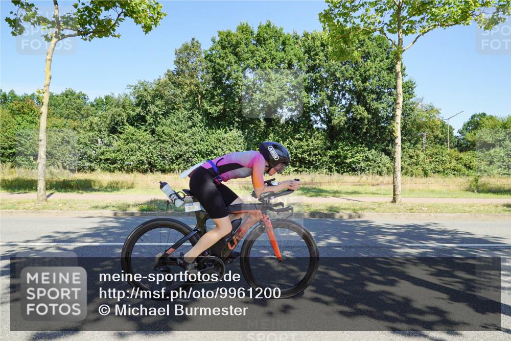 09.08.2026 - GEWOBA Citytriathlon Bremen Michael Burmester http://msf.ph/oto/9961200 09.08.2026 13:06:32 Radfahren 544, 624, 645, 647, 677, 683, 685, 811, 824, 882, 927, 987 meine-sportfotos.de