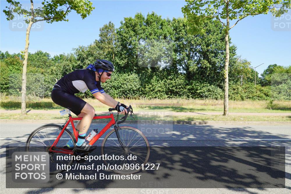 09.08.2026 - GEWOBA Citytriathlon Bremen Michael Burmester http://msf.ph/oto/9961227 09.08.2026 13:07:29 Radfahren 959, 1149, 1158 meine-sportfotos.de