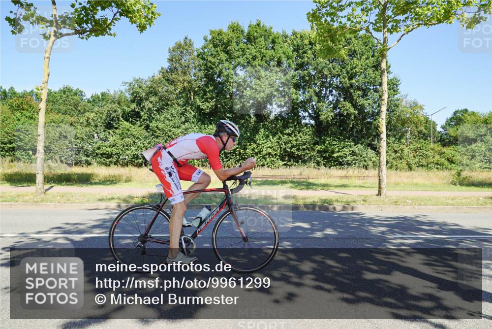 09.08.2026 - GEWOBA Citytriathlon Bremen Michael Burmester http://msf.ph/oto/9961299 09.08.2026 13:09:51 Radfahren 739, 799, 822, 880, 914, 947, 963, 1009, 1013, 1129, 1141 meine-sportfotos.de