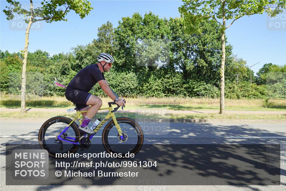 09.08.2026 - GEWOBA Citytriathlon Bremen Michael Burmester http://msf.ph/oto/9961304 09.08.2026 13:09:58 Radfahren 739, 778, 799, 822, 880, 947, 1009, 1013 meine-sportfotos.de