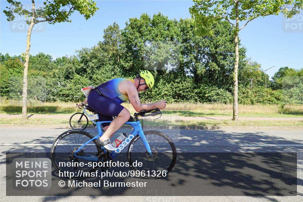 09.08.2026 - GEWOBA Citytriathlon Bremen Michael Burmester http://msf.ph/oto/9961326 09.08.2026 13:10:39 Radfahren 716, 717, 823, 967 meine-sportfotos.de