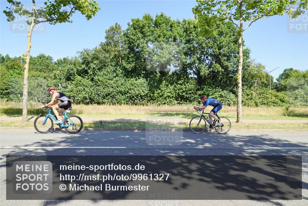 09.08.2026 - GEWOBA Citytriathlon Bremen Michael Burmester http://msf.ph/oto/9961327 09.08.2026 13:10:41 Radfahren 716, 717, 823, 967 meine-sportfotos.de