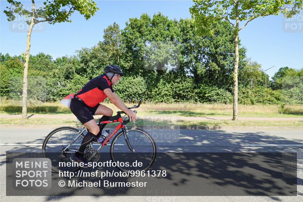 09.08.2026 - GEWOBA Citytriathlon Bremen Michael Burmester http://msf.ph/oto/9961378 09.08.2026 13:11:50 Radfahren 609, 726, 855, 867, 990, 1119 meine-sportfotos.de