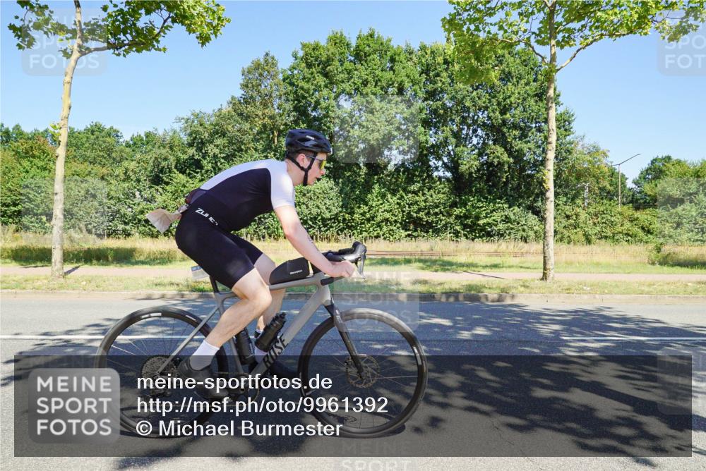 09.08.2026 - GEWOBA Citytriathlon Bremen Michael Burmester http://msf.ph/oto/9961392 09.08.2026 13:12:18 Radfahren 636, 638, 745, 758, 781, 812, 861, 864, 909, 935, 981, 1015, 1019 meine-sportfotos.de