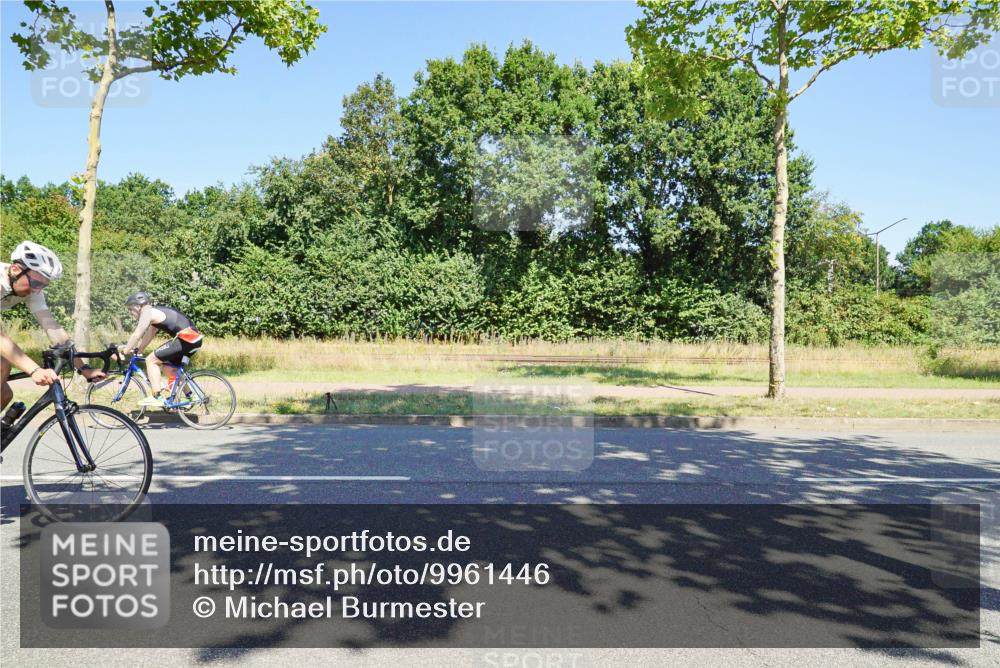 09.08.2026 - GEWOBA Citytriathlon Bremen Michael Burmester http://msf.ph/oto/9961446 09.08.2026 13:14:15 Radfahren 902, 912, 972, 1146, 1147 meine-sportfotos.de
