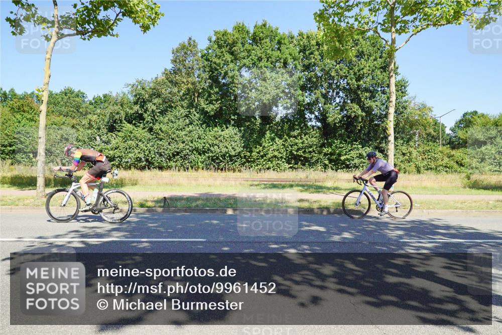 09.08.2026 - GEWOBA Citytriathlon Bremen Michael Burmester http://msf.ph/oto/9961452 09.08.2026 13:14:33 Radfahren 872 meine-sportfotos.de