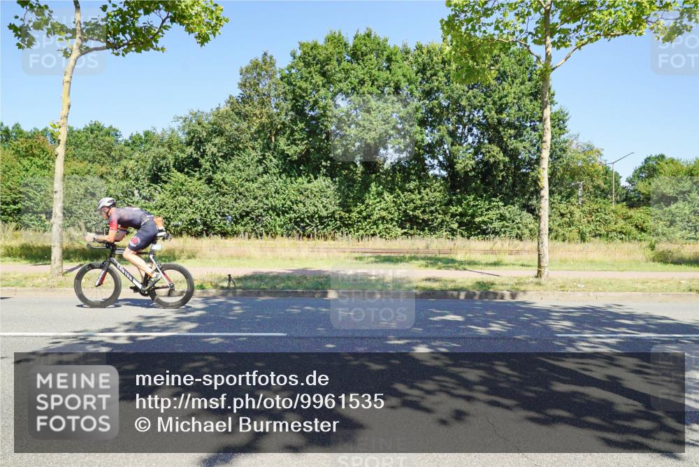 09.08.2026 - GEWOBA Citytriathlon Bremen Michael Burmester http://msf.ph/oto/9961535 09.08.2026 13:18:15 Radfahren 627, 798, 953, 989, 1010 meine-sportfotos.de