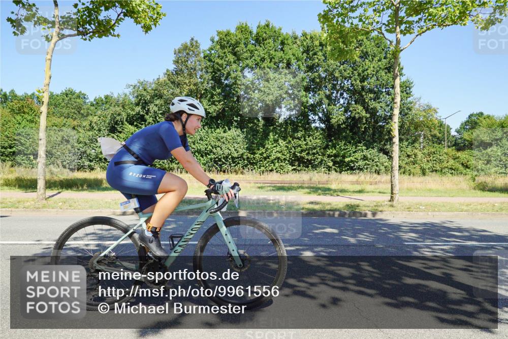 09.08.2026 - GEWOBA Citytriathlon Bremen Michael Burmester http://msf.ph/oto/9961556 09.08.2026 13:19:08 Radfahren 626, 753, 797, 870, 915, 1123 meine-sportfotos.de