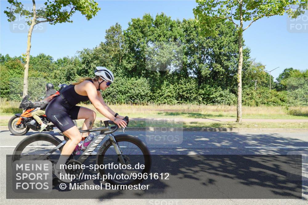 09.08.2026 - GEWOBA Citytriathlon Bremen Michael Burmester http://msf.ph/oto/9961612 09.08.2026 13:22:41 Radfahren 731, 889, 890, 1157 meine-sportfotos.de
