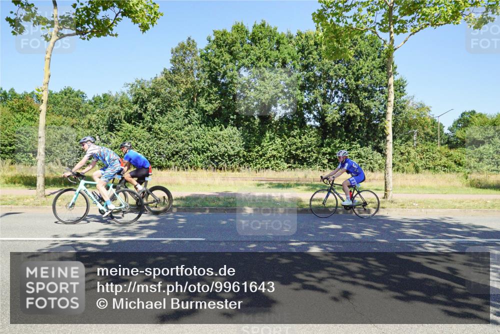 09.08.2026 - GEWOBA Citytriathlon Bremen Michael Burmester http://msf.ph/oto/9961643 09.08.2026 13:24:10 Radfahren 881, 891, 917, 945, 974 meine-sportfotos.de