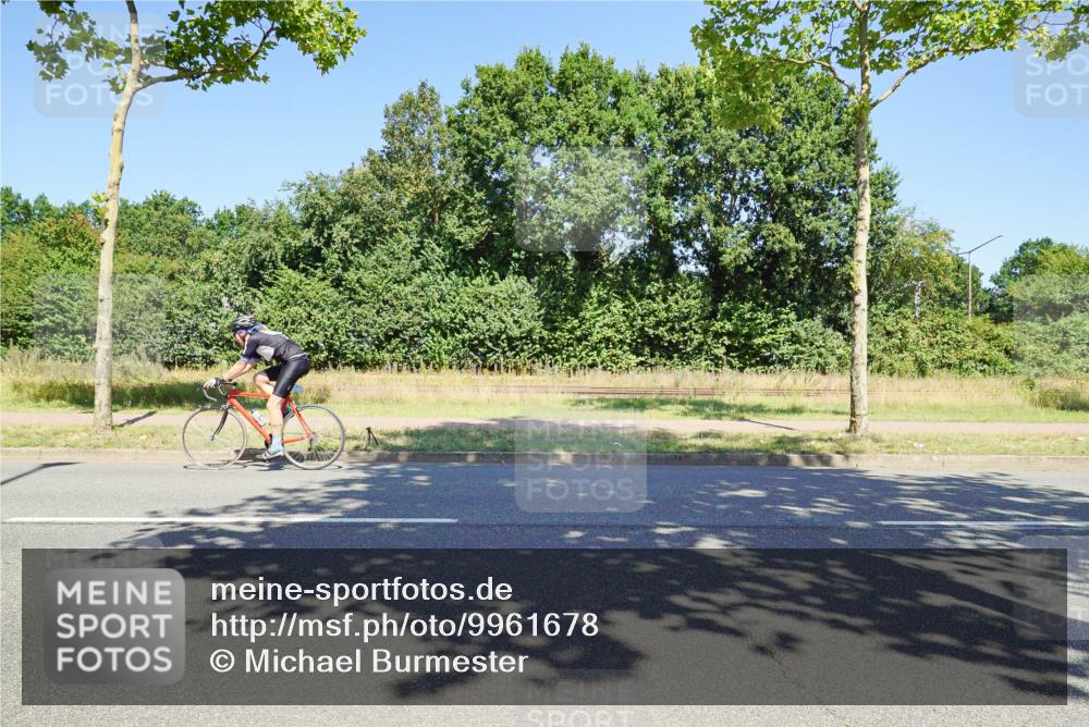 09.08.2026 - GEWOBA Citytriathlon Bremen Michael Burmester http://msf.ph/oto/9961678 09.08.2026 13:26:39 Radfahren  meine-sportfotos.de