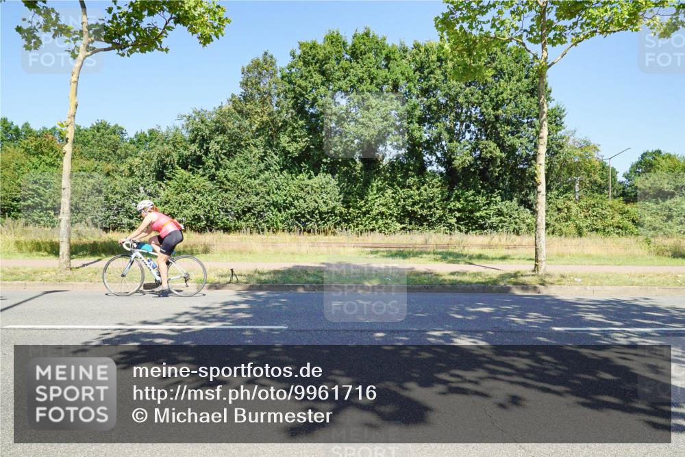 09.08.2026 - GEWOBA Citytriathlon Bremen Michael Burmester http://msf.ph/oto/9961716 09.08.2026 13:31:42 Radfahren 964 meine-sportfotos.de