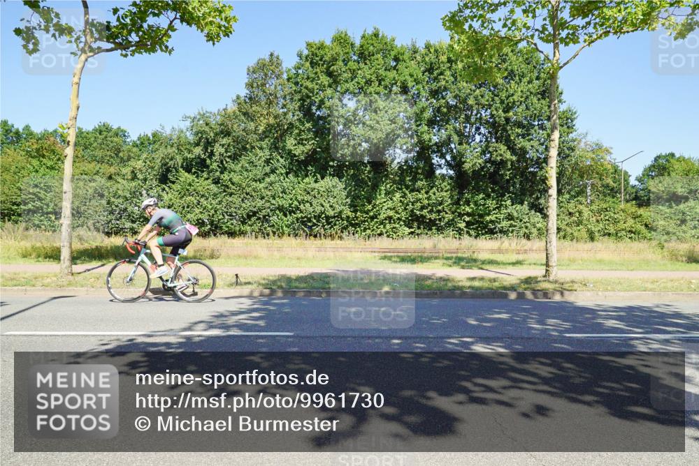 09.08.2026 - GEWOBA Citytriathlon Bremen Michael Burmester http://msf.ph/oto/9961730 09.08.2026 13:33:41 Radfahren  meine-sportfotos.de