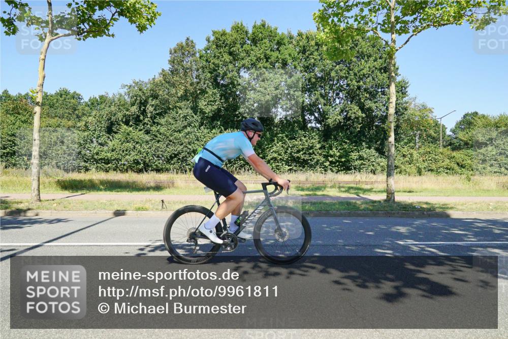 09.08.2026 - GEWOBA Citytriathlon Bremen Michael Burmester http://msf.ph/oto/9961811 09.08.2026 14:09:26 Radfahren 15, 29, 77, 78, 140, 141, 164, 168, 170, 178, 181, 185, 187, 189 meine-sportfotos.de