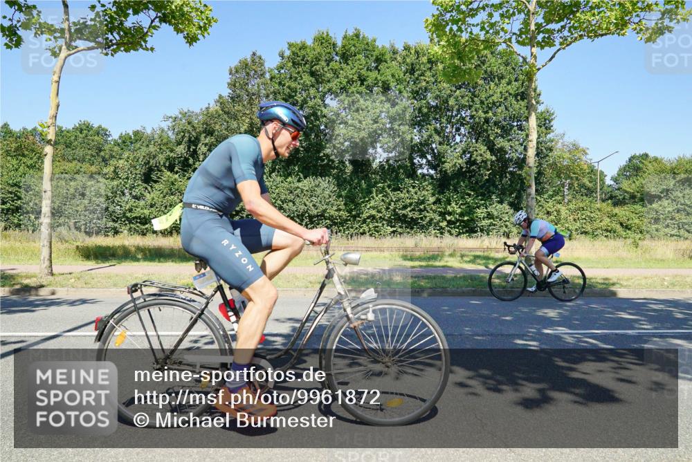 09.08.2026 - GEWOBA Citytriathlon Bremen Michael Burmester http://msf.ph/oto/9961872 09.08.2026 14:11:28 Radfahren 11, 13, 26, 68, 76, 79, 84, 85, 92, 109, 114, 117, 128, 129, 139, 143, 144, 150, 155 meine-sportfotos.de