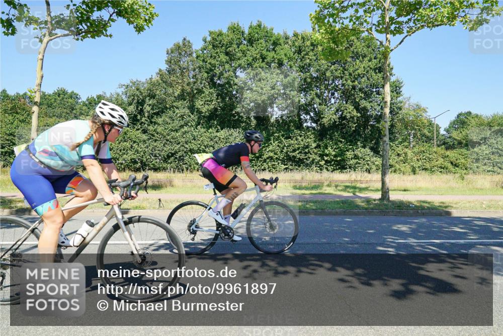 09.08.2026 - GEWOBA Citytriathlon Bremen Michael Burmester http://msf.ph/oto/9961897 09.08.2026 14:12:18 Radfahren 5, 27, 60, 70, 91, 99, 105, 135, 169, 270 meine-sportfotos.de