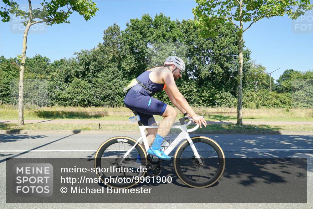 09.08.2026 - GEWOBA Citytriathlon Bremen Michael Burmester http://msf.ph/oto/9961900 09.08.2026 14:12:23 Radfahren 5, 27, 45, 91, 99, 105, 135, 169, 270 meine-sportfotos.de